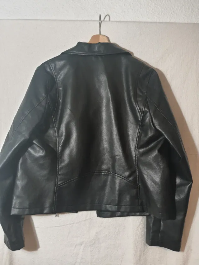 Chaqueta Polipiel Negra Tissaia Mujer