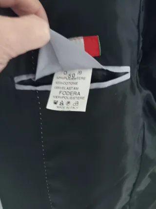 Completo uomo nero righe lucide e opache