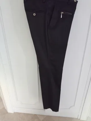 Completo uomo nero righe lucide e opache