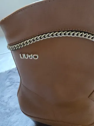 Tronchetto Liu Jo marrone con catena oro