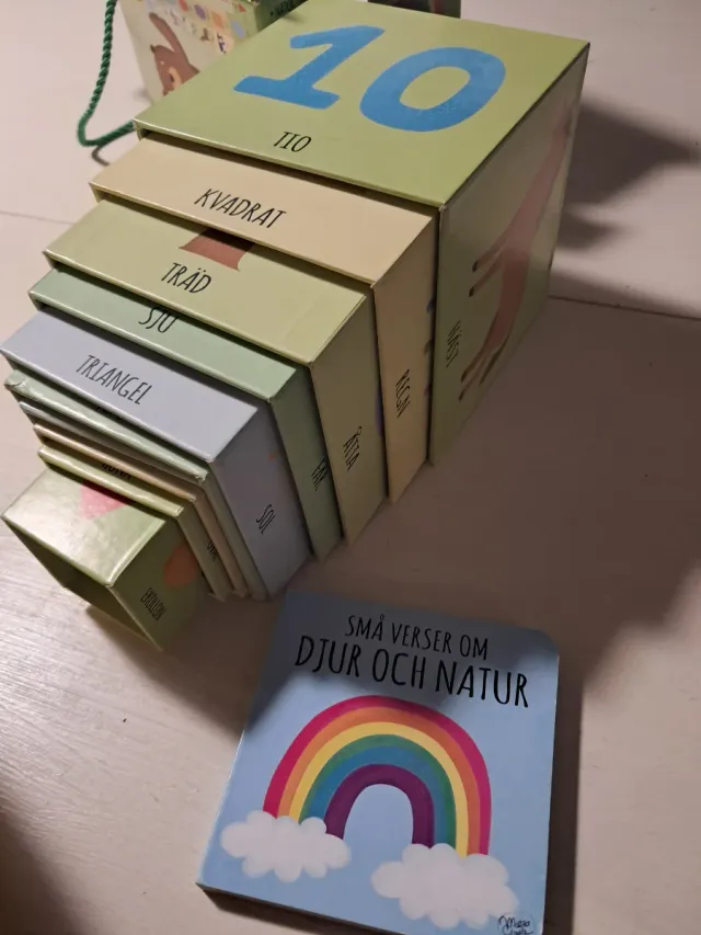 Juego cubos apilables bebé en sueco