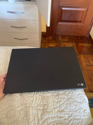 Portátil LG 16 WUXGA Ryzen 5 (en garantia)