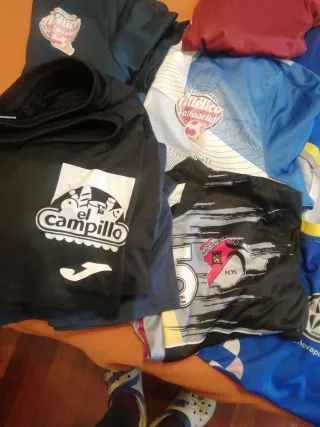 Ropa deportiva Joma azul