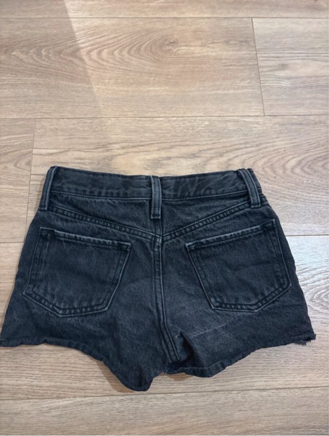 Tejanos negros rotos niña