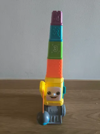 Escavadora Fisher Price com bola