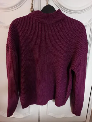 Jersey de punto cuello alto morado