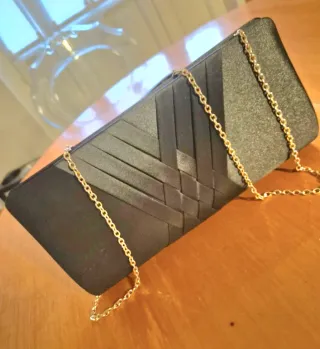 Pochette Borsa a Spalla Nera Oro