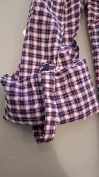 Blusa a cuadros morada y blanca