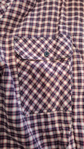 Blusa a cuadros morada y blanca