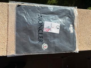 Camiseta Moncler Negra