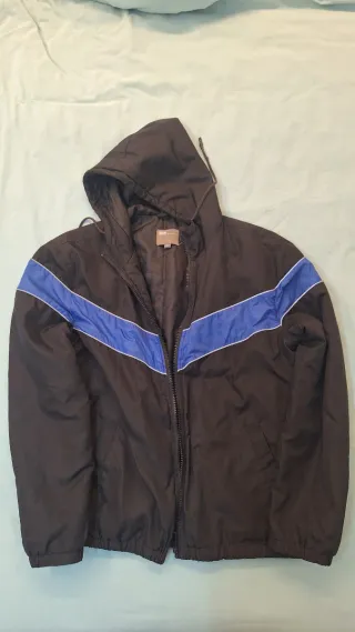 Sudadera ASOS deportiva impermeable cortavientos