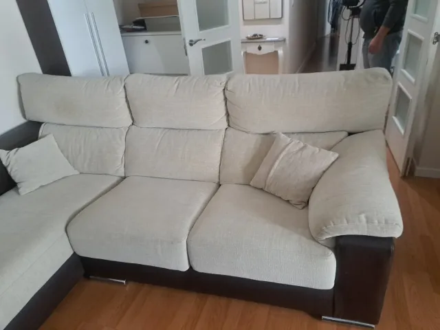 Chaiselongue tela y piel beige/marrón