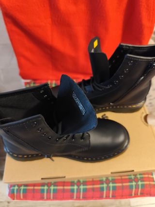 Dr. Martens 37 nere pelle