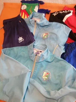 Chándal Luanvi Aula Azul y Rojo