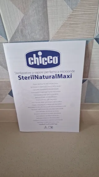 Esterilizador Microondas Biberones. Marca Chicco.