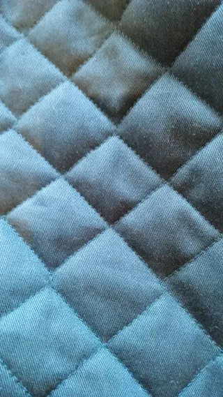 Cazadora acolchada verde