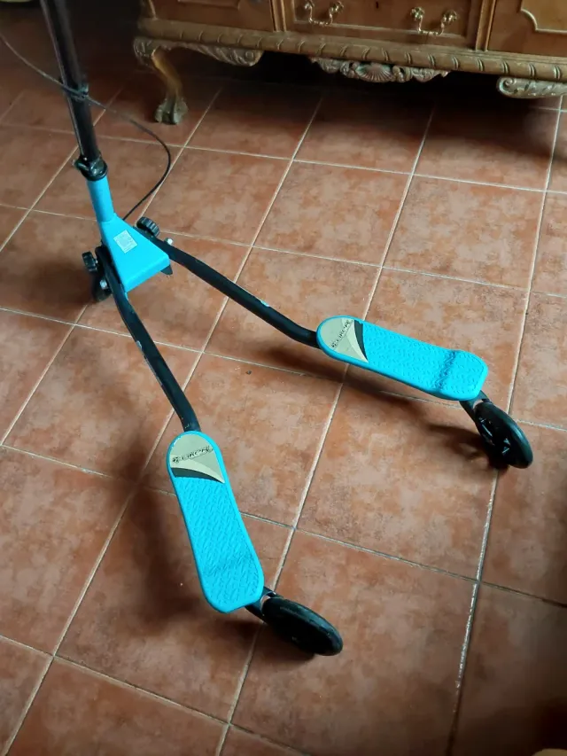 Patinete 3 ruedas azul