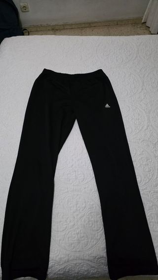 Pantalón chándal Adidas Talla 15-16 años