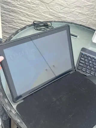Tablet Android con Teclado y Ratón