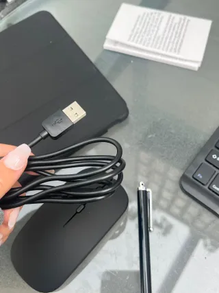 Tablet Android con Teclado y Ratón