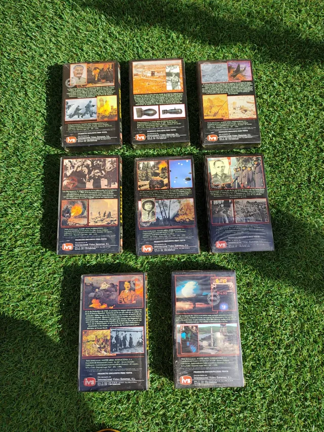 Lote 8 VHS Visiones de la Guerra (Español).