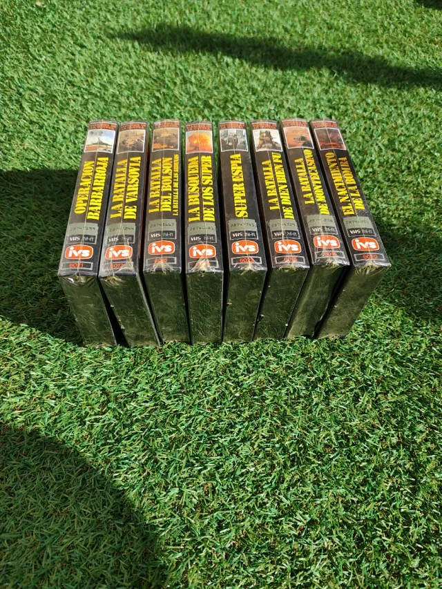 Lote 8 VHS Visiones de la Guerra (Español).
