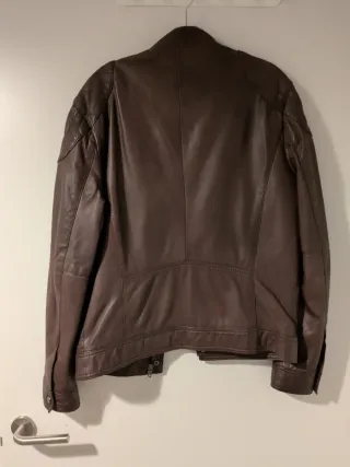 Chaqueta de cuero Zara marrón