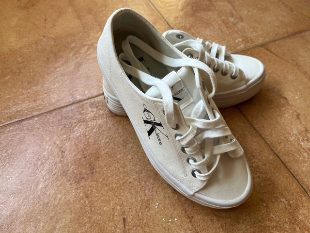 Zapatillas Calvin Klein Jeans Beige/Blanco Mujer