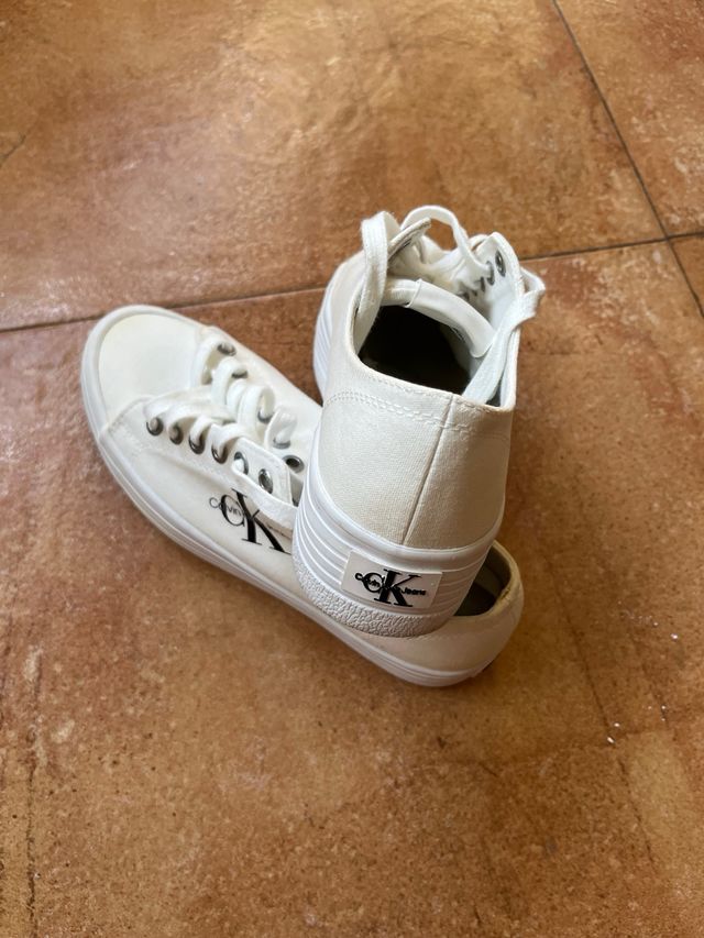 Zapatillas Calvin Klein Jeans Beige/Blanco Mujer