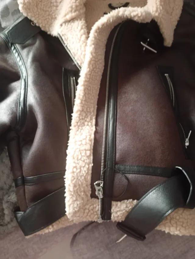 Cazadora Biker Zara Marrón Forrada