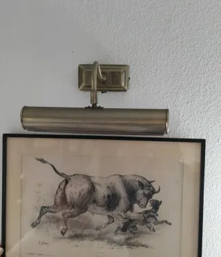 Lámpara de pared antigua