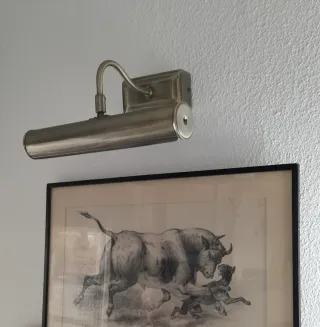 Lámpara de pared antigua