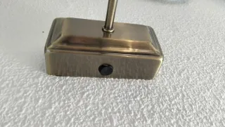 Lámpara de pared antigua