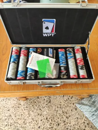 Maletín Póker Cartas y Fichas