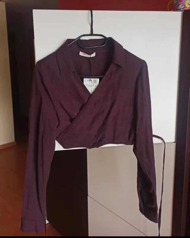 Camisa Pull&Bear cruzada crop M