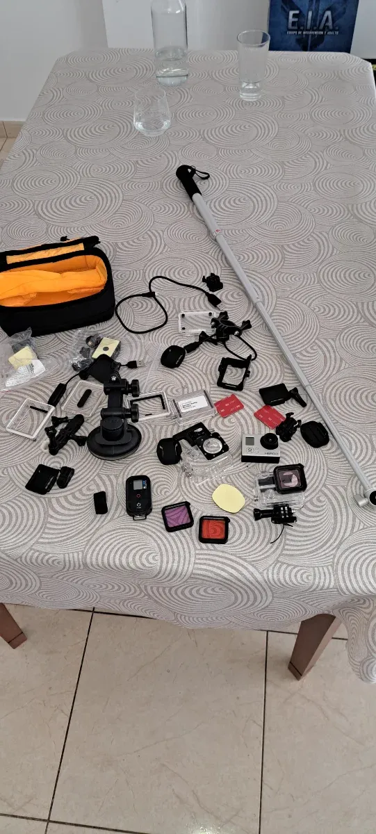 GoPro Hero 3 + Acessórios