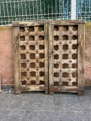 Cuarterones ventana madera maciza antigua 97 x 102