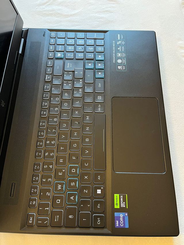 Acer Predator Neo 16 i9-13900 Nuovo