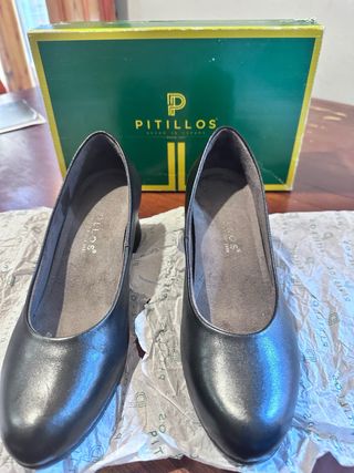 Zapatos salón Pitillos piel negra T38