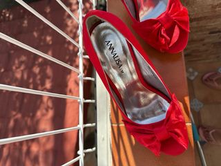Zapatos de tacón rojos ANNAlISA talla 37