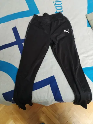 Pantalón chándal Puma niño negro