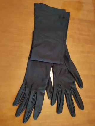 Guantes largos negros