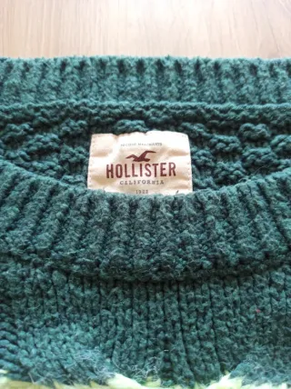 Jersey Hollister verde y beige