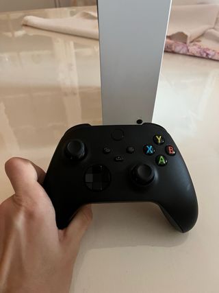 Xbox Series S con controller originale