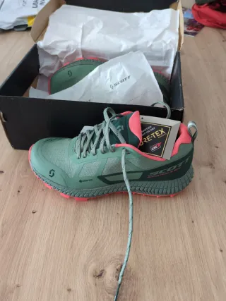 Zapatillas Scott Trail Running Mujer Verde/Rojo