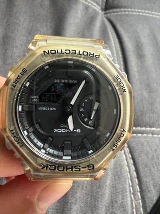 Reloj Casio G-Shock Dorado Transparente