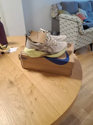 Zapatillas Asics Novablast 5 Mujer Talla 38