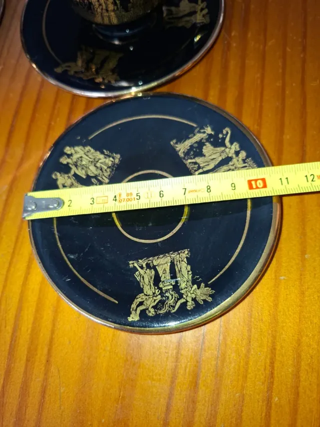 Juego 6 Tazas Café y Platillos Negro Dorado