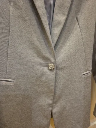 Americana Stradivarius Gris Talla XS