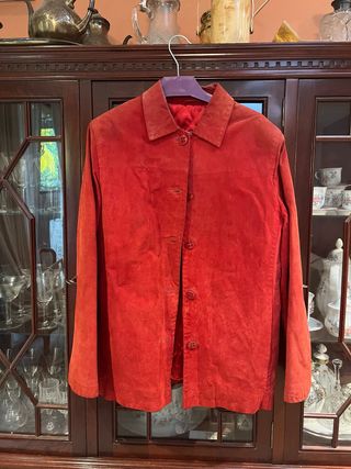 Chaqueta de ante rojo